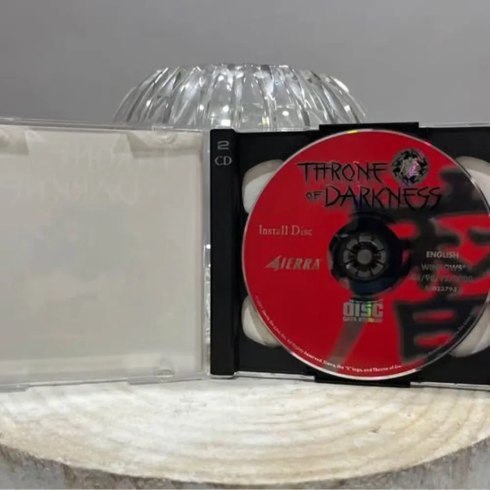Throne Of Darkness (Computer / PC, 2001 Key Code Included) ONLY ONE DISC INCLUDE